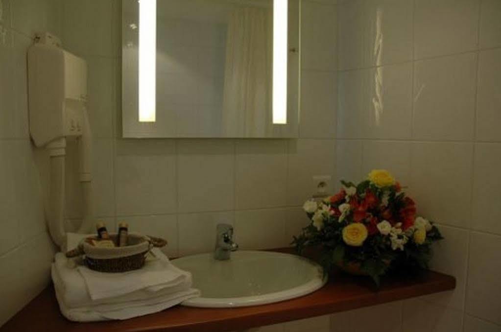 אגנו Hotel Restaurant Notre Dame מראה חיצוני תמונה